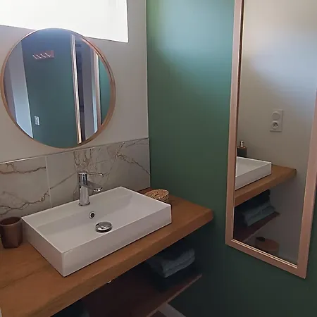 Tatil Evi Le Petit Duplex Des Barres La Boissiere-de-Montaigu